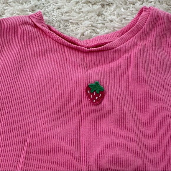 Zara Ribbed Strawberry Set - Picture 6 of 8